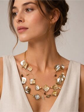 Vintage Mother-of-Pearl Layered Necklace — 39–44 cm Adjustable